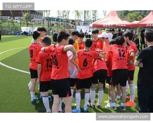 威远足球赛事带动住宿餐饮业，春节消费预期增长